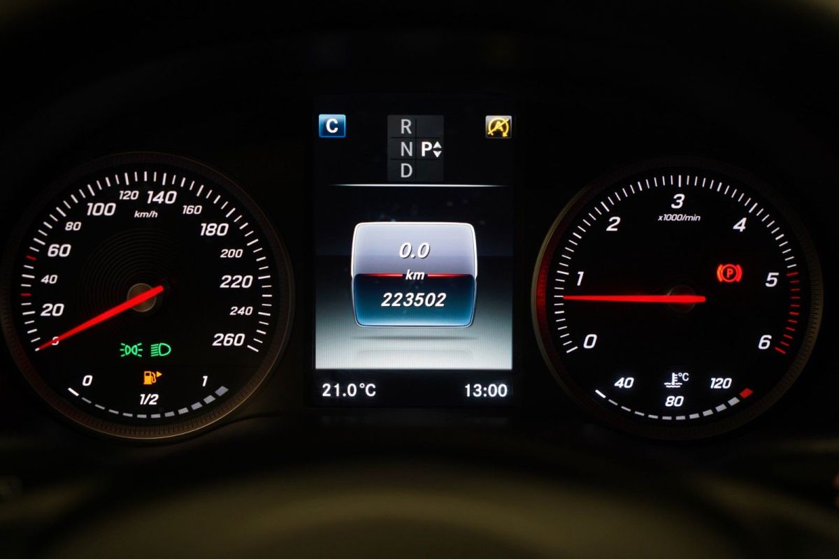 Mercedes-Benz C 220 — foto 24