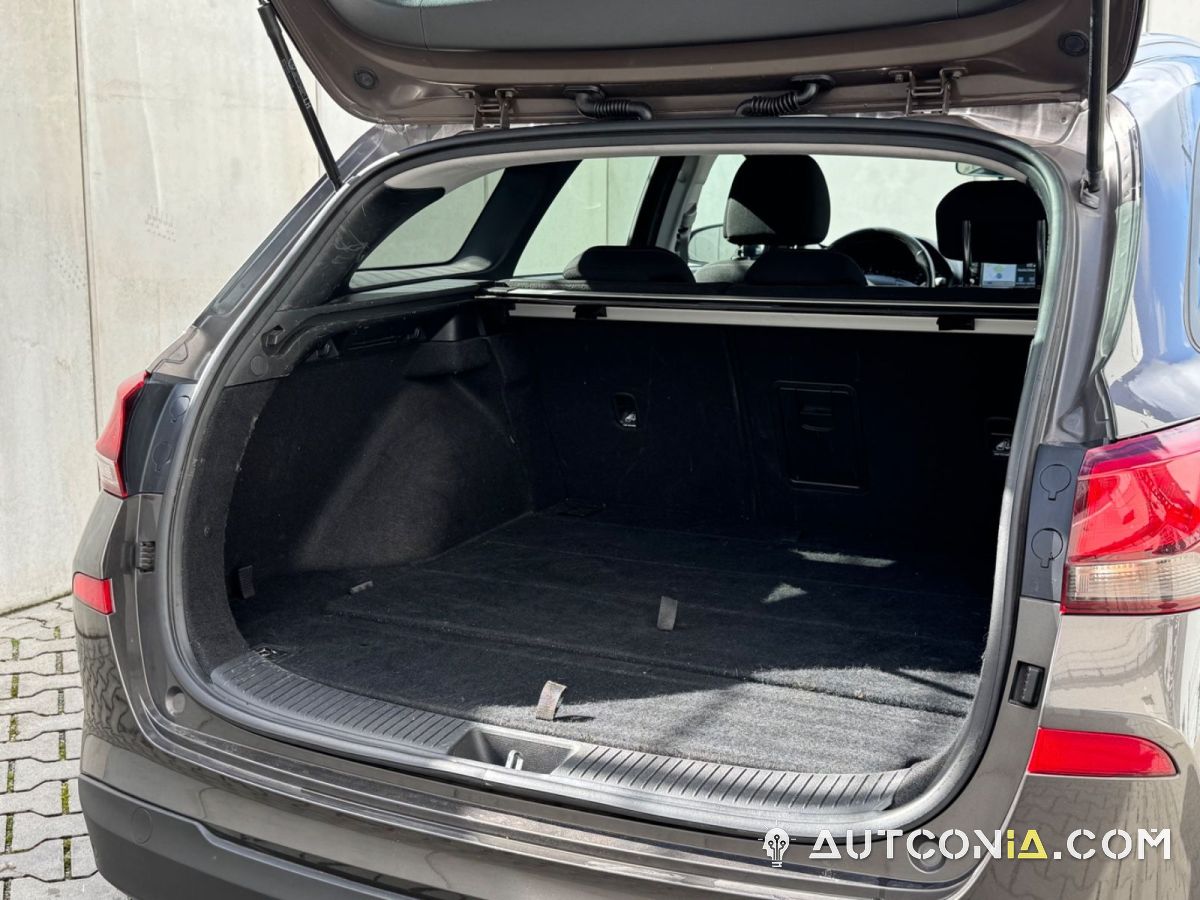 Hyundai i30 — foto 9