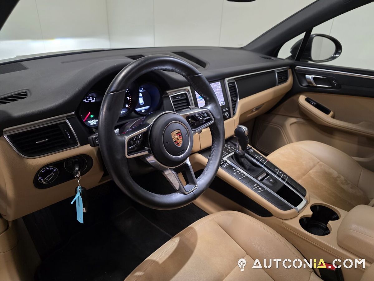Porsche Macan — foto 16
