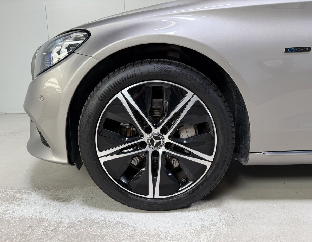 Mercedes-Benz C-300 — foto 4