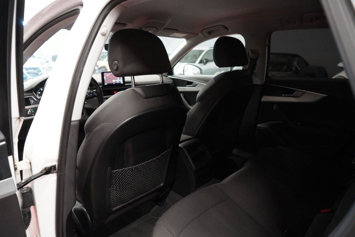 Audi A4 — foto 31