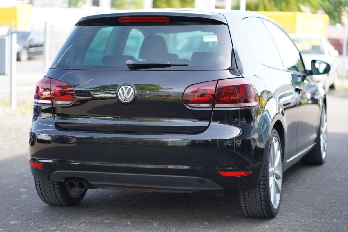 Volkswagen Golf — foto 12