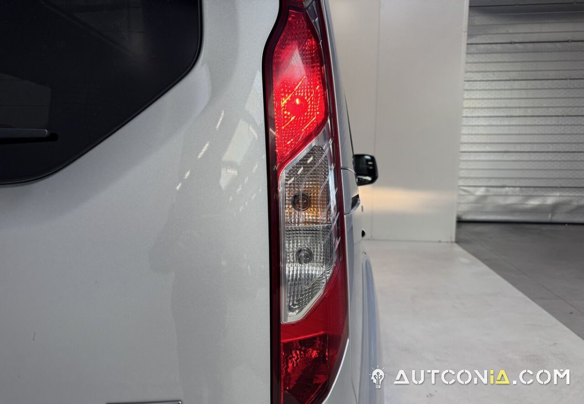 Ford Tourneo — foto 9
