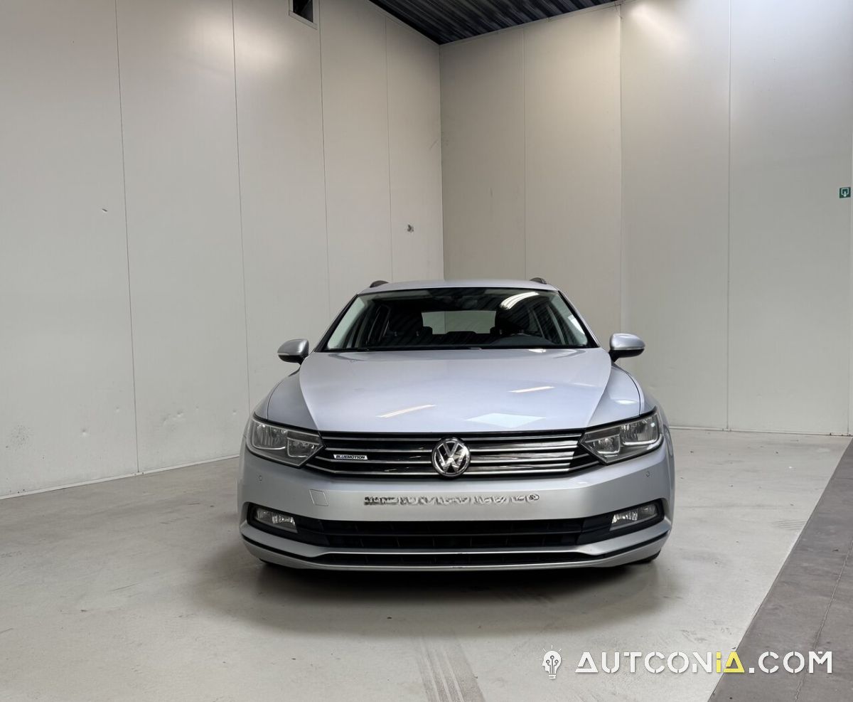 Volkswagen Passat — foto 5