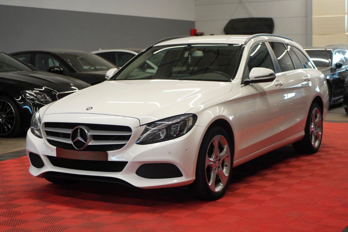 Mercedes-Benz C 220 Standard