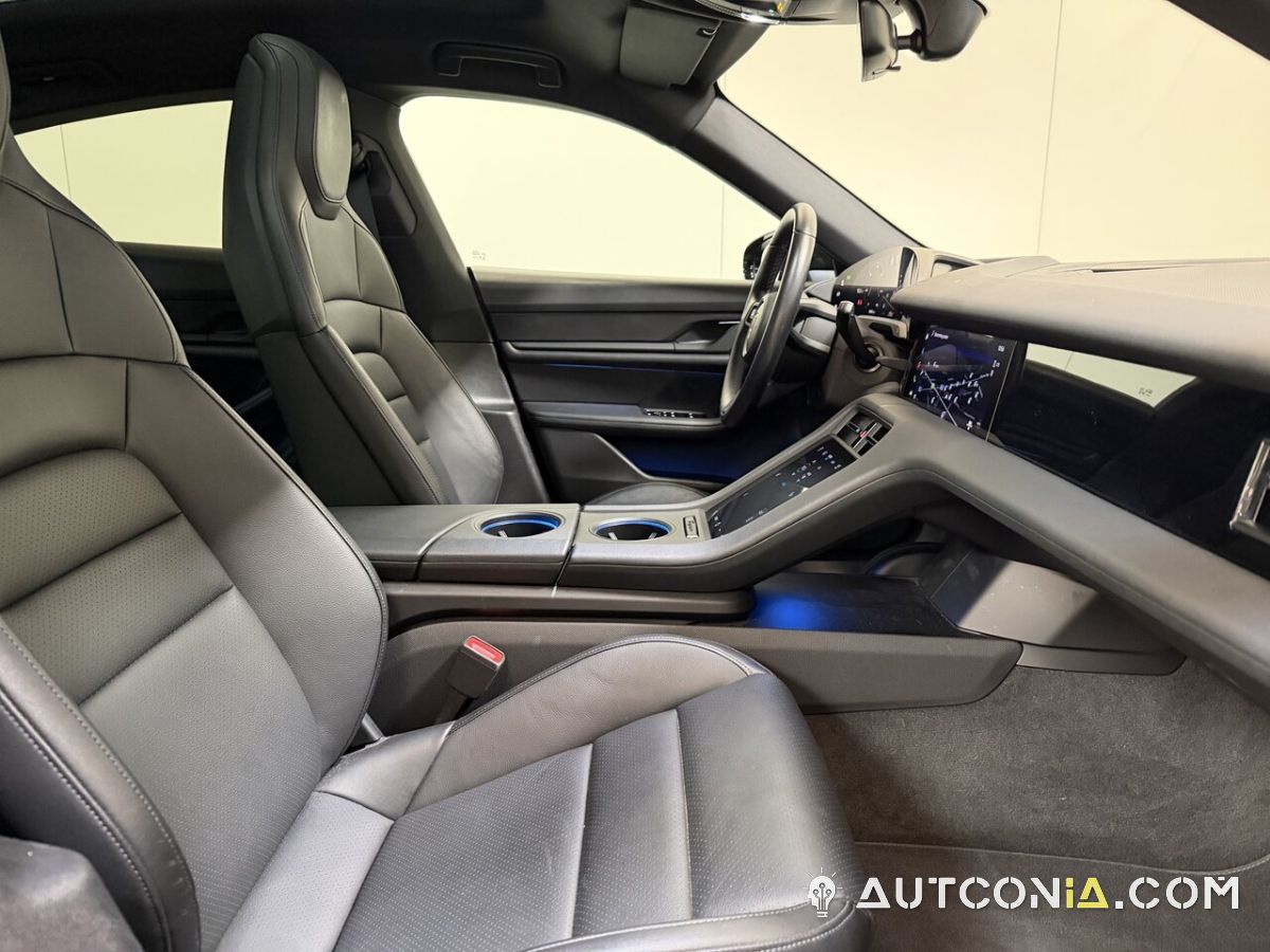 Porsche Taycan — foto 27