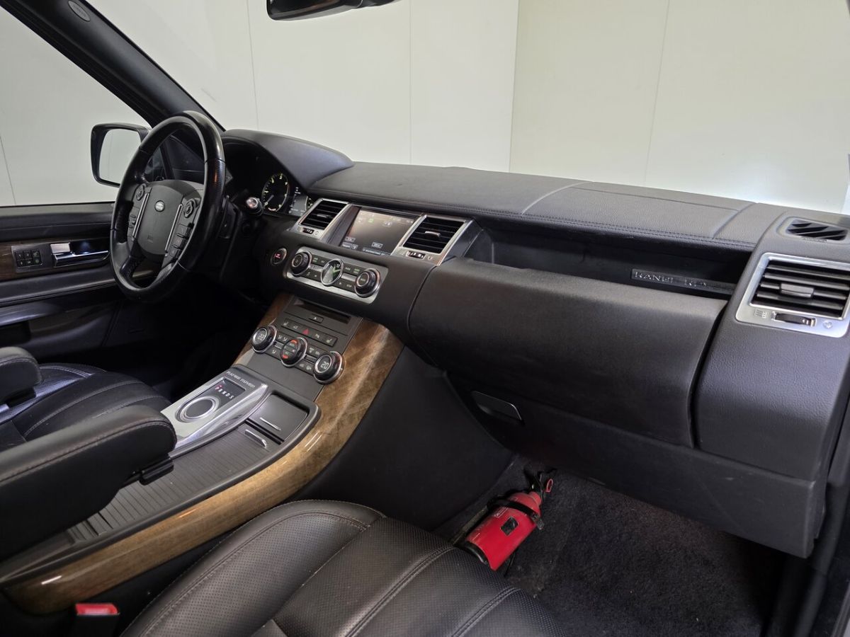 Land-Rover Range-Rover-Sport — foto 18