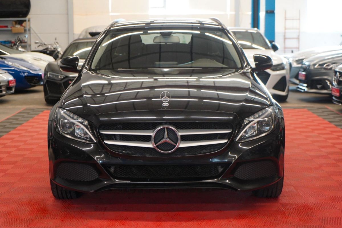 Mercedes-Benz C 220 — foto 2