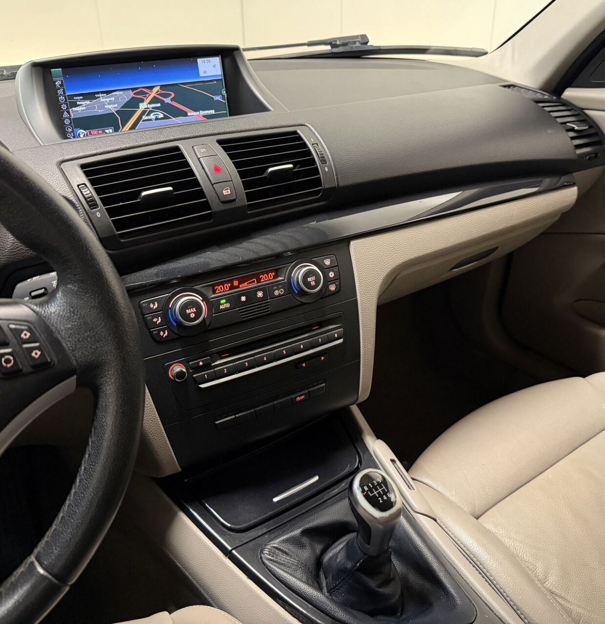 BMW 118d — foto 19