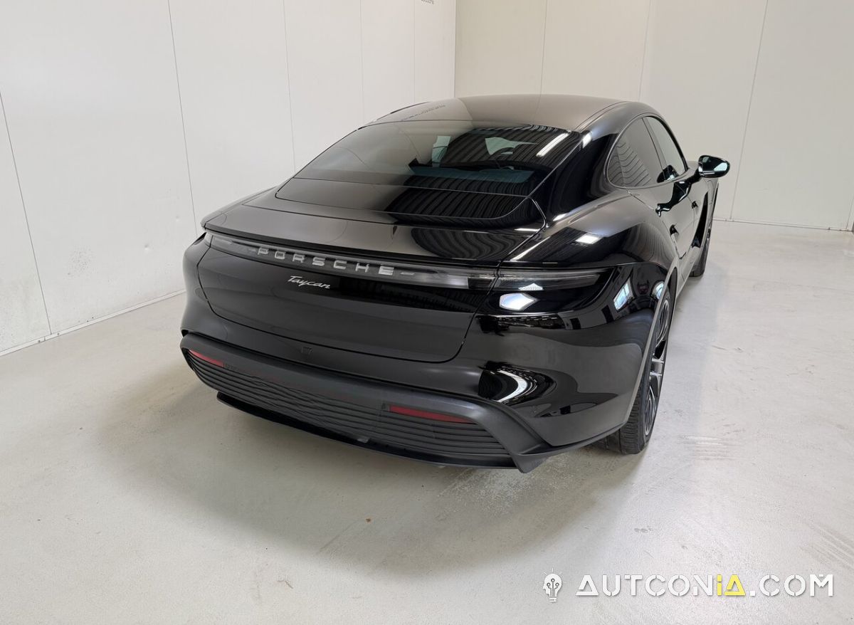 Porsche Taycan — foto 12