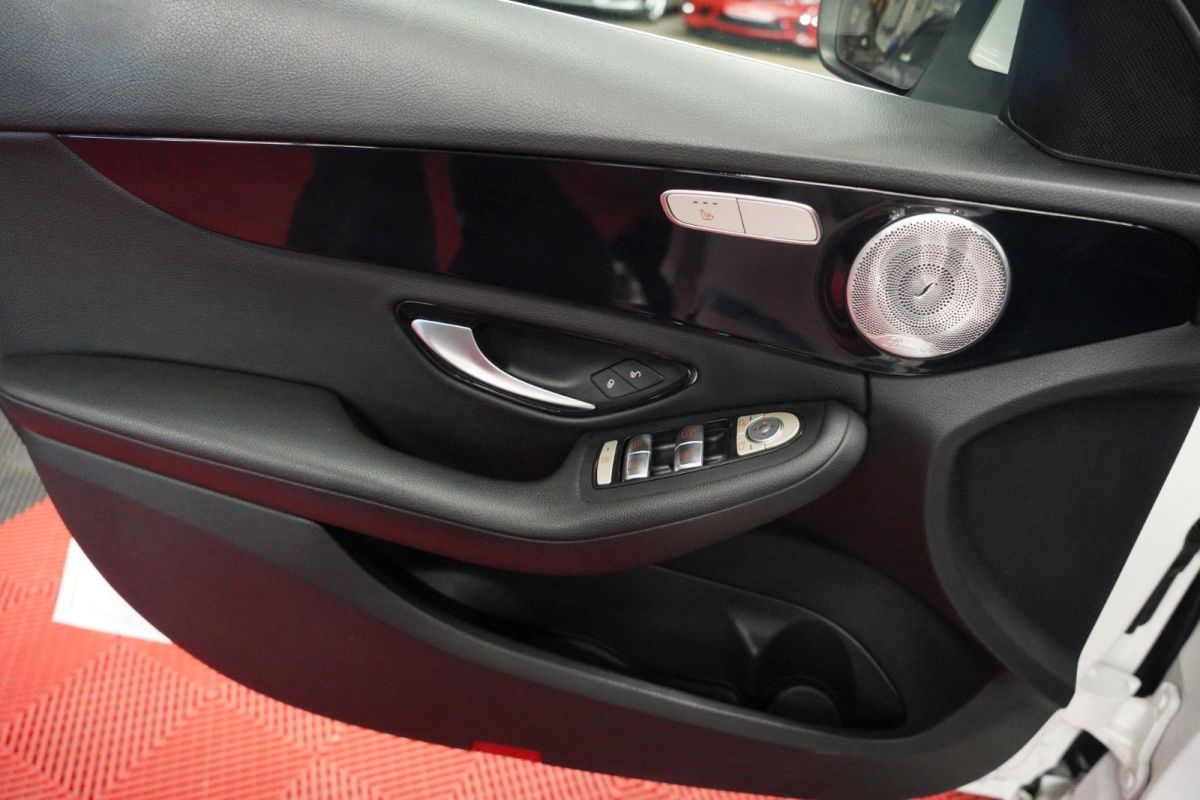 Mercedes-Benz C 220 — foto 17