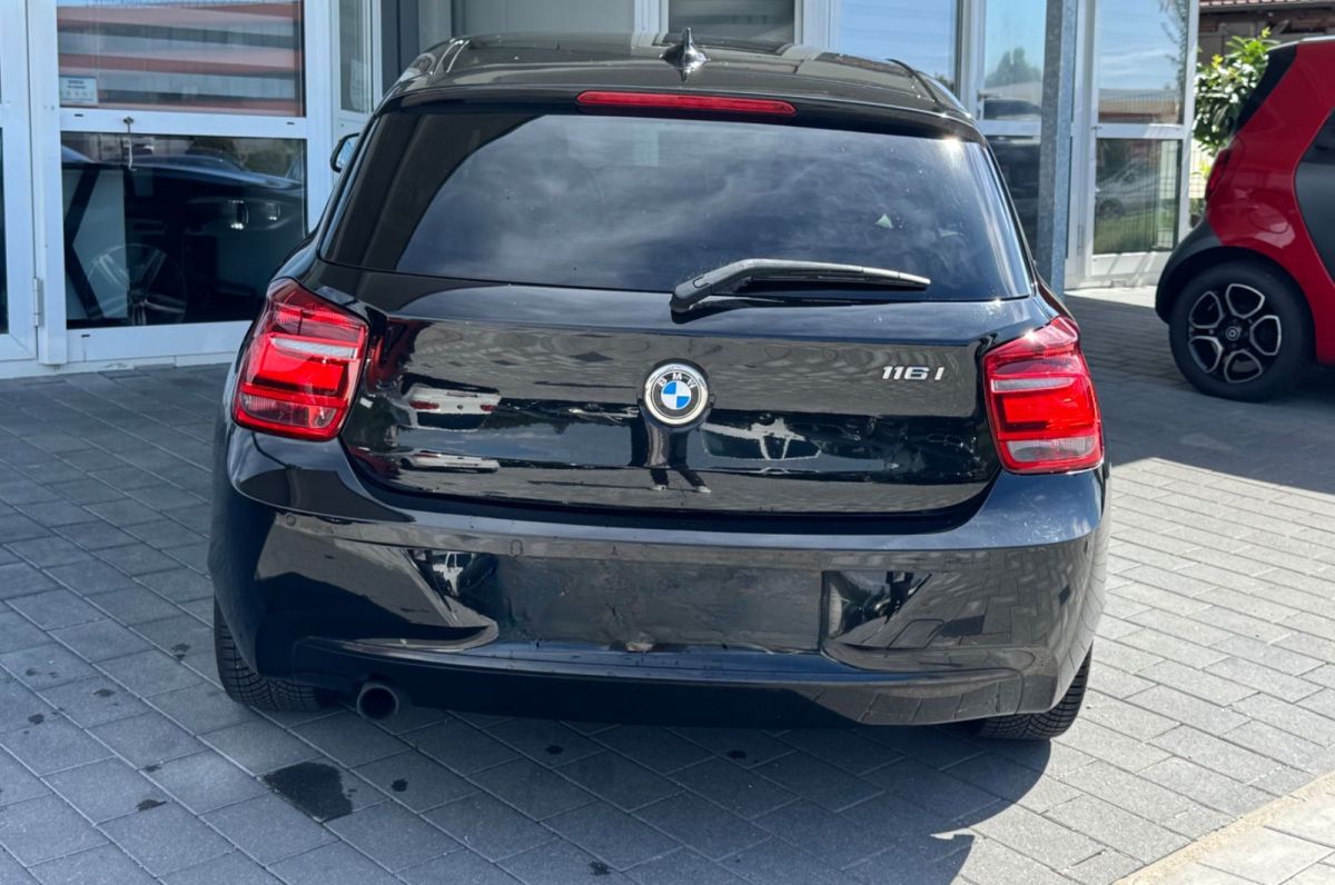 BMW 116i — foto 5