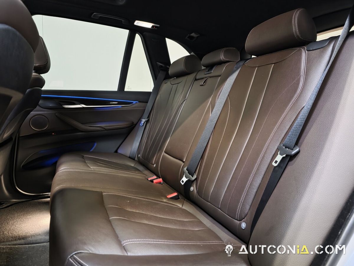 BMW X5 — foto 18