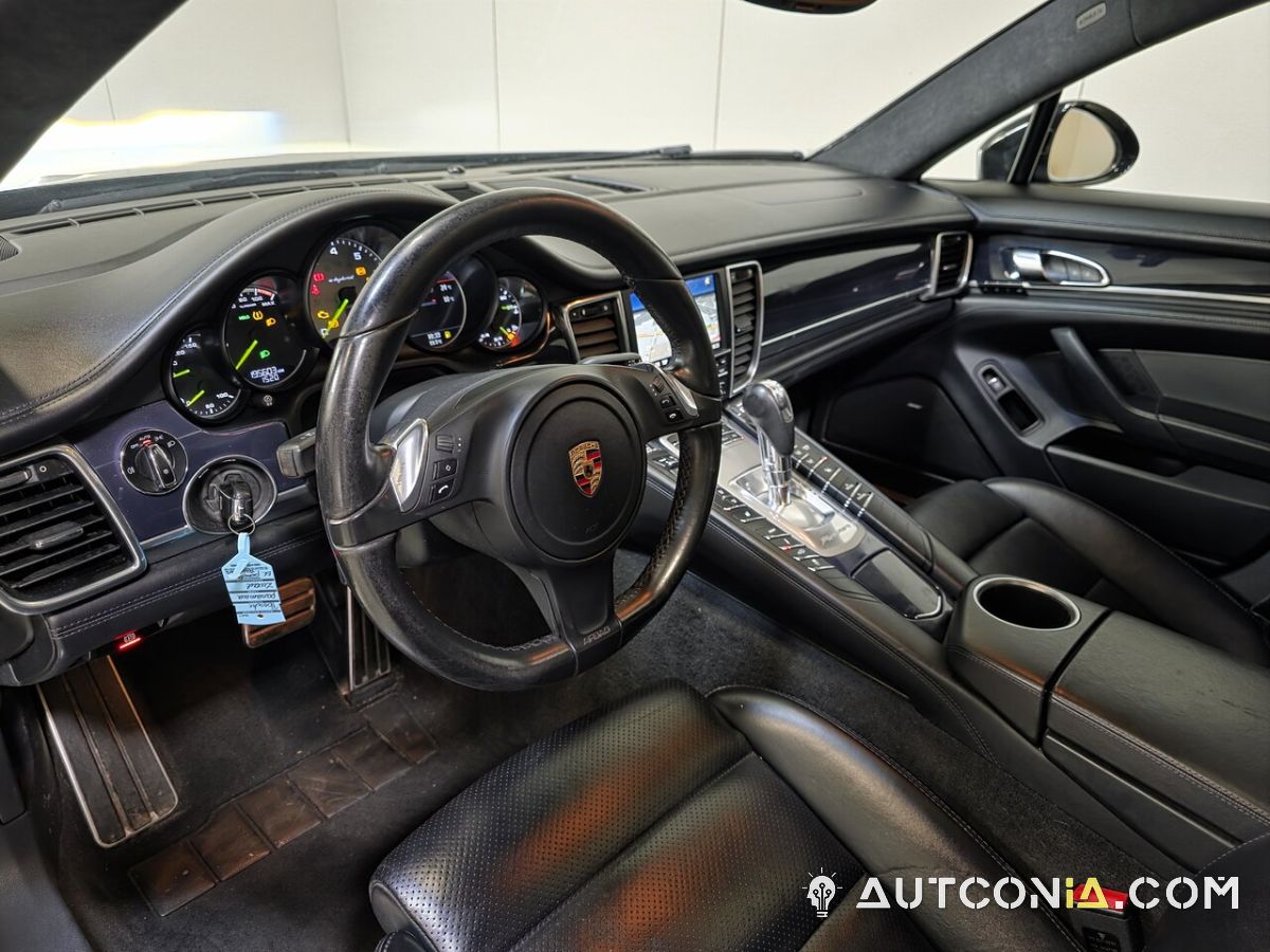 Porsche Panamera — foto 24