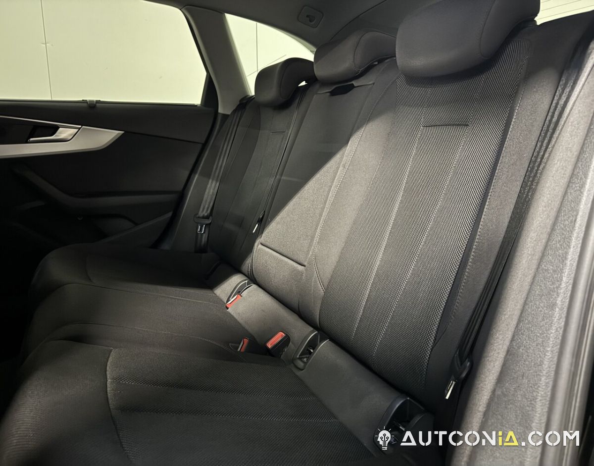 Audi A4 — foto 15
