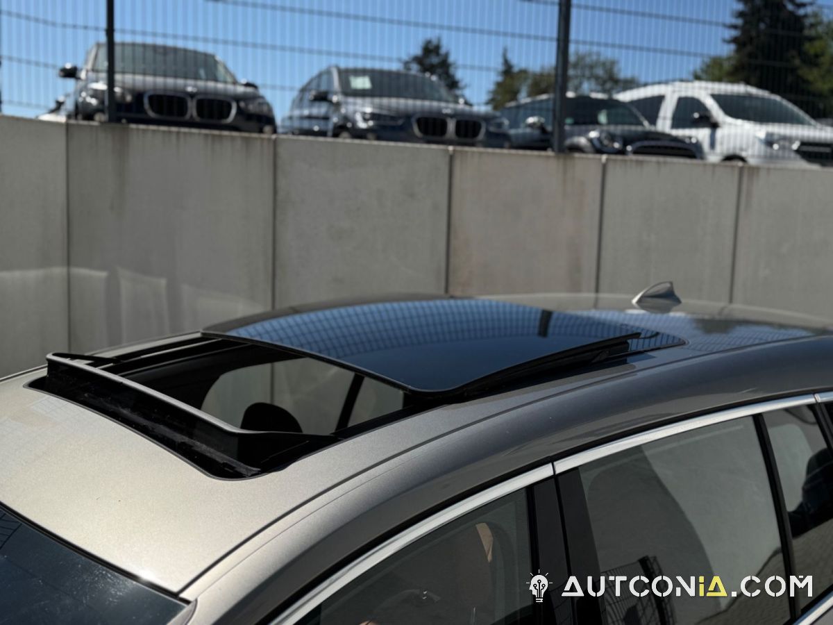 BMW 218 Gran Tourer — foto 2