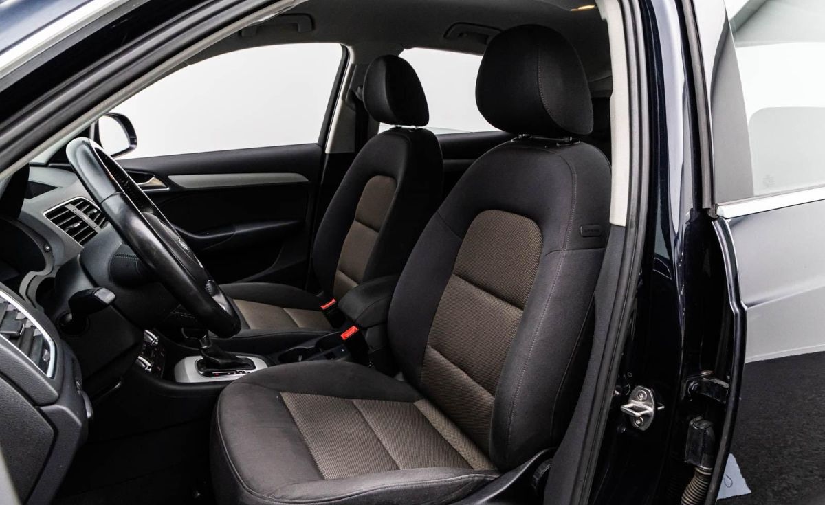Audi Q3 — foto 11