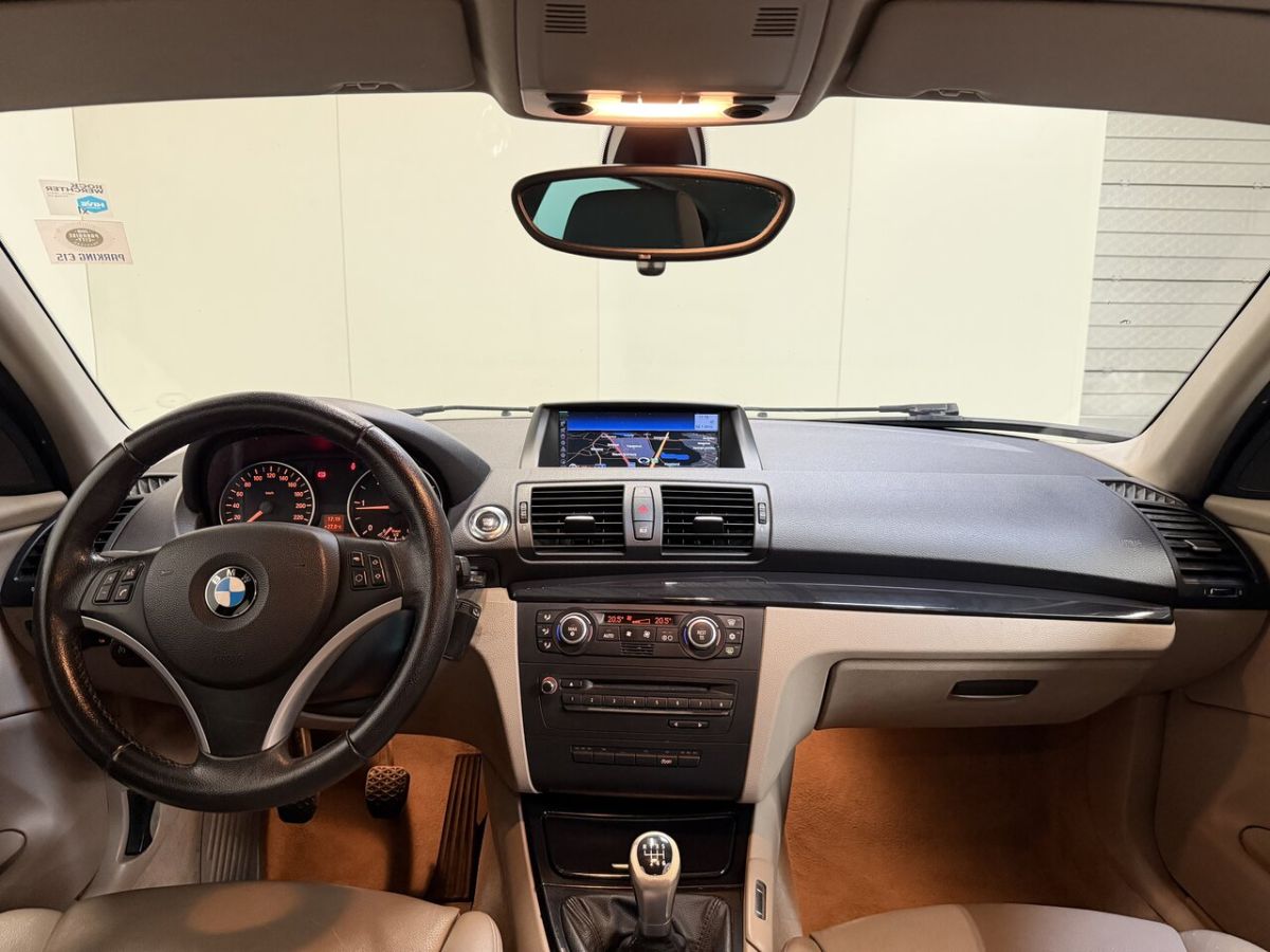 BMW 118d — foto 25