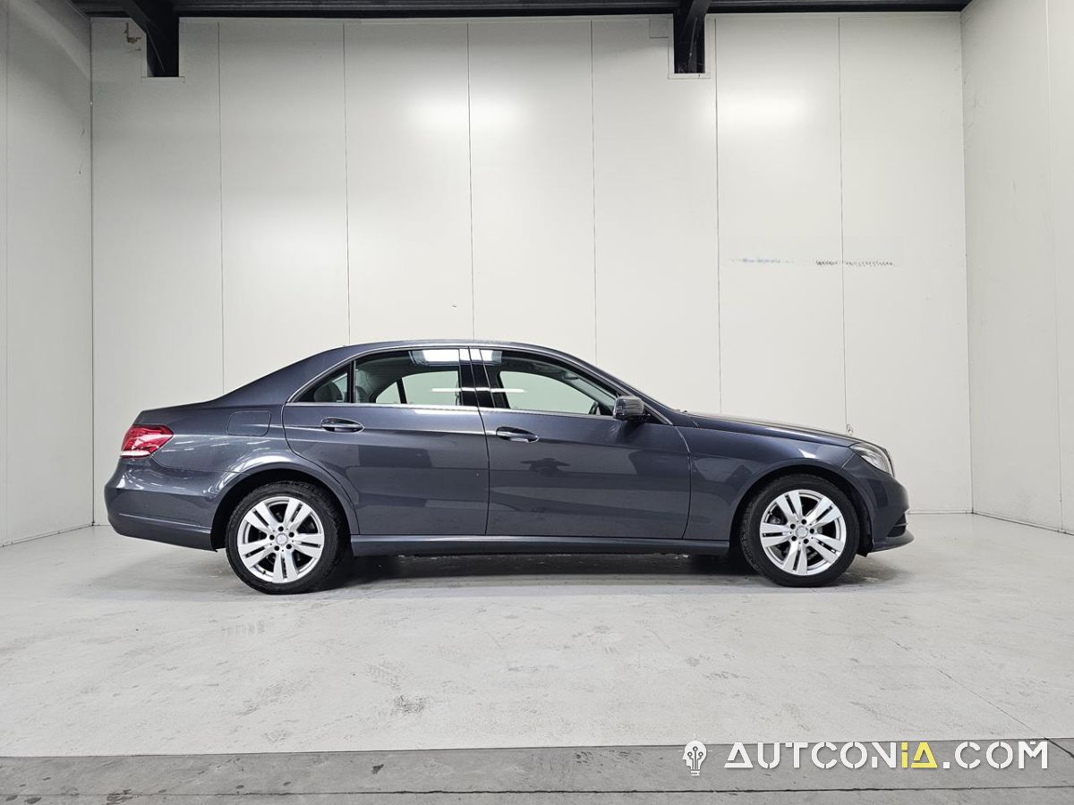 Mercedes-Benz E 200 — foto 11