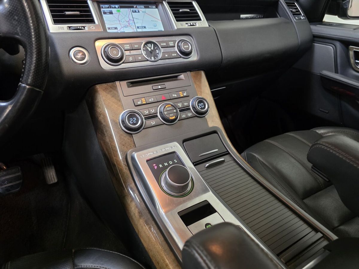 Land-Rover Range-Rover-Sport — foto 17