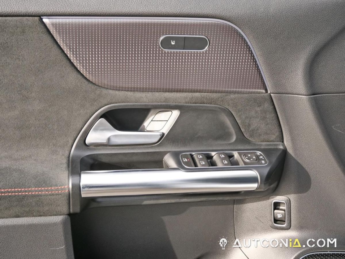 Mercedes-Benz EQA — foto 17