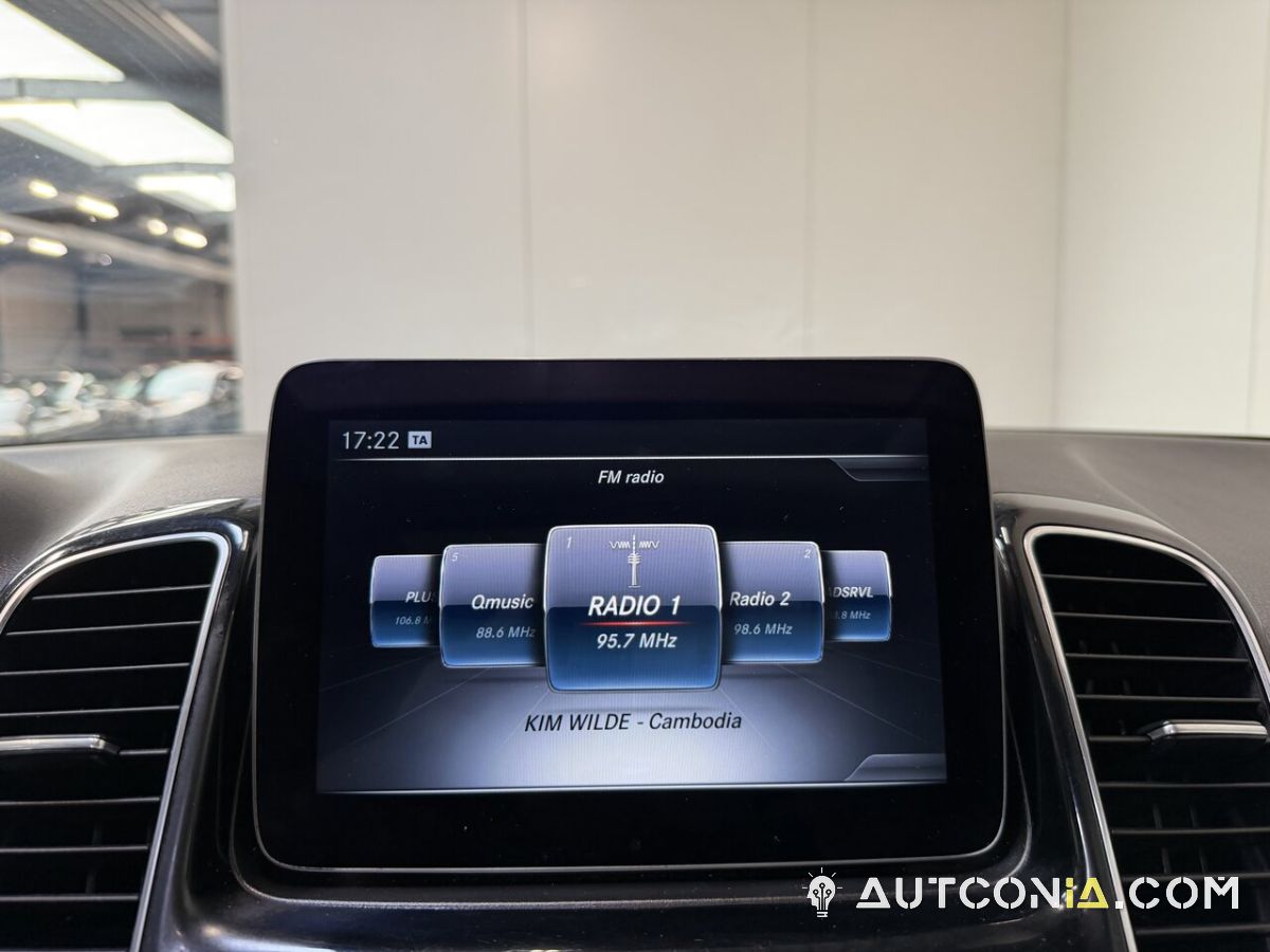 Mercedes-Benz GLE 250 — foto 13