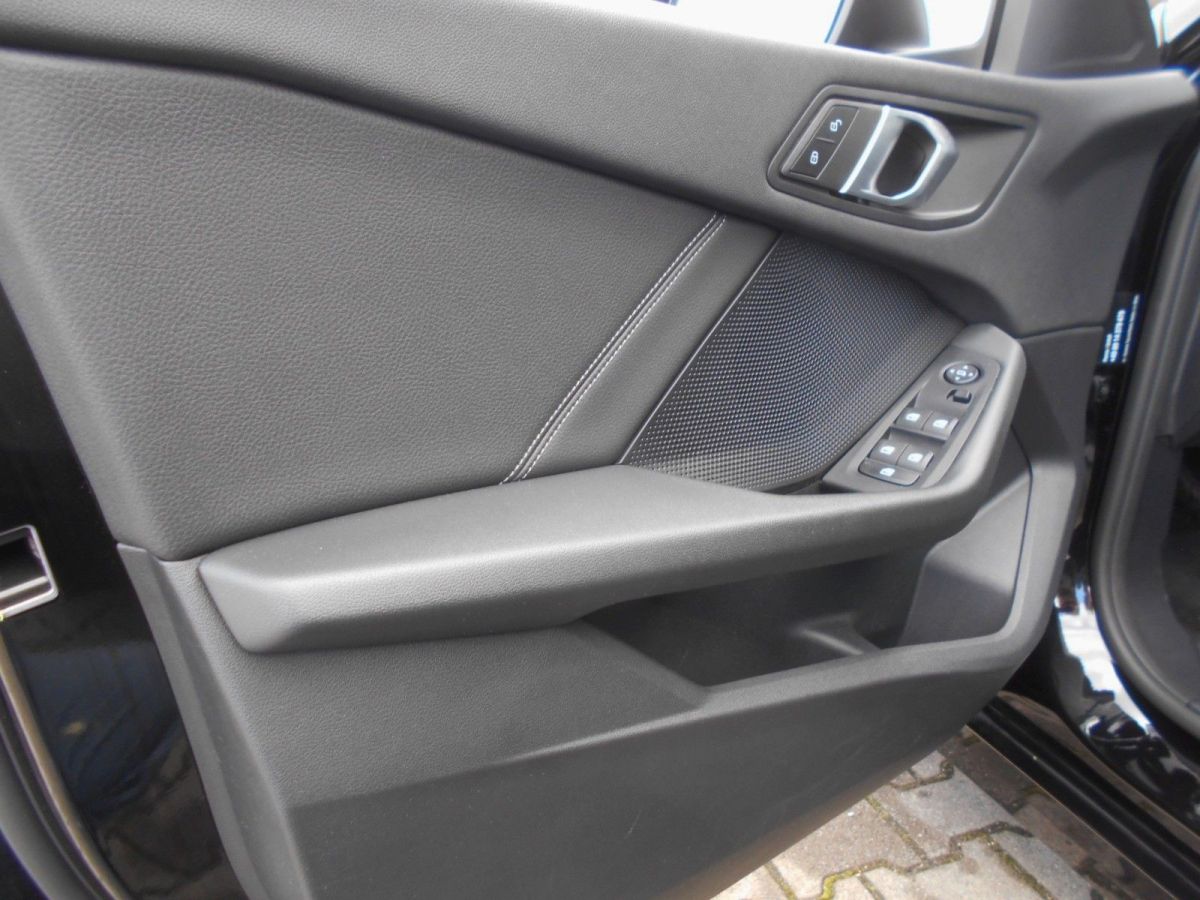 BMW 118i — foto 11