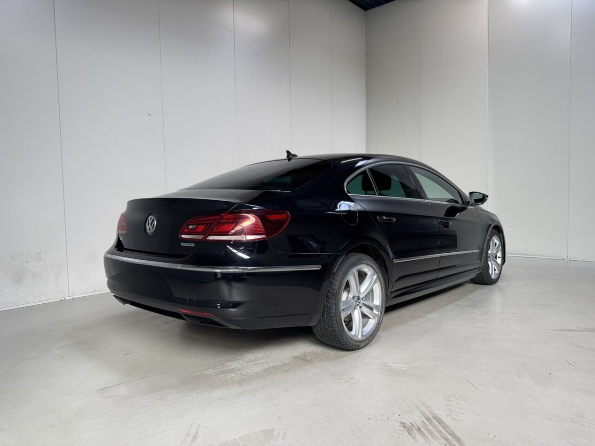Volkswagen Passat-CC — foto 8
