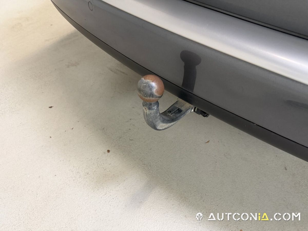 Volkswagen Touran — foto 13
