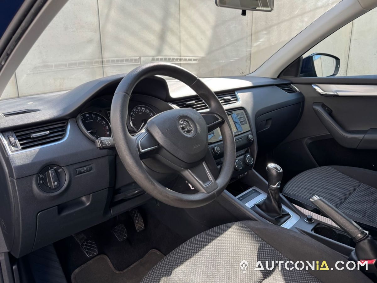 Skoda Octavia — foto 11