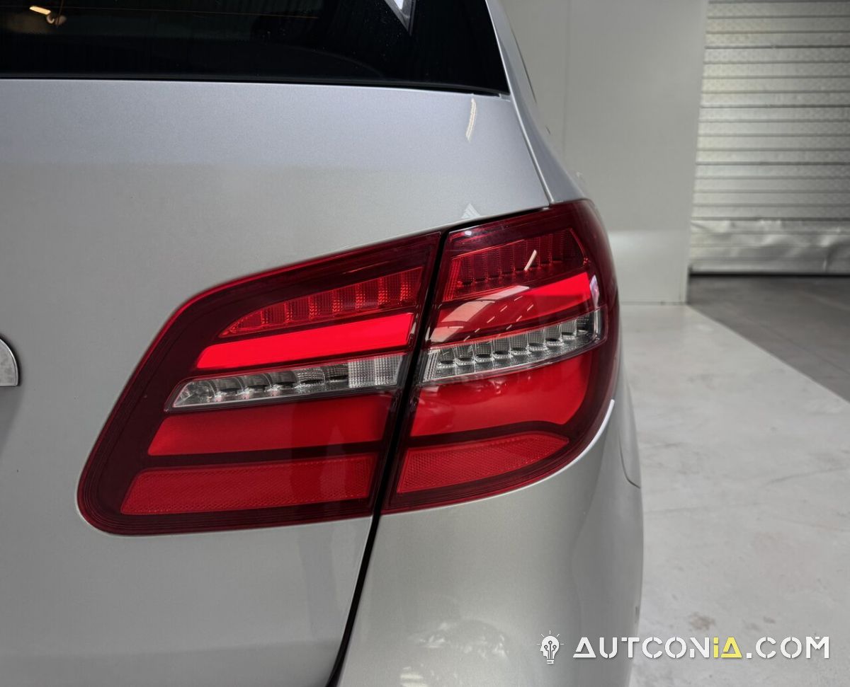 Mercedes-Benz B-180 — foto 7