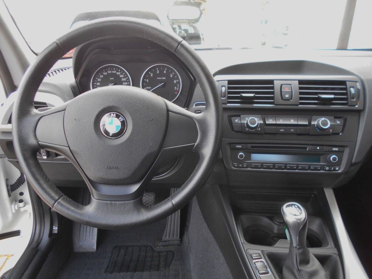 BMW 114i — foto 6