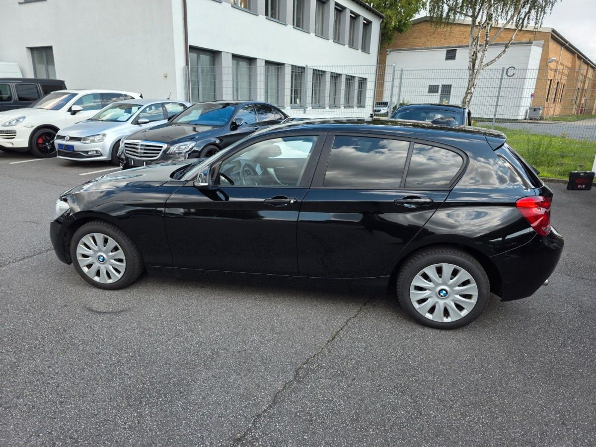 BMW 114 — foto 8