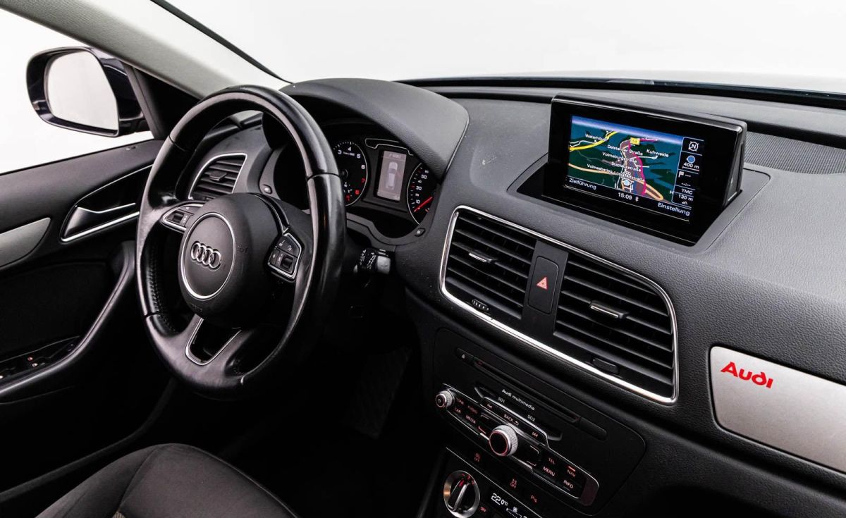 Audi Q3 — foto 17