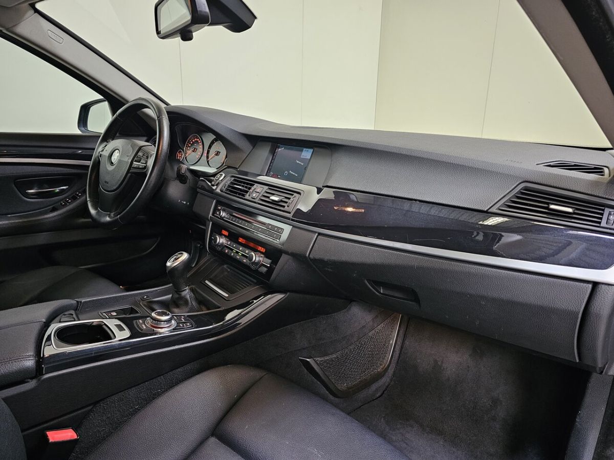 BMW 520 — foto 14