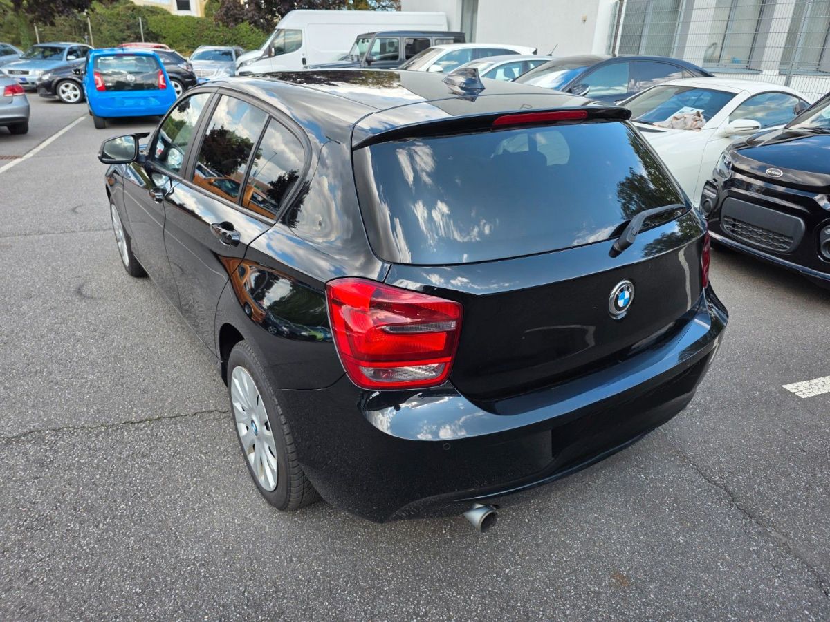 BMW 114 — foto 7