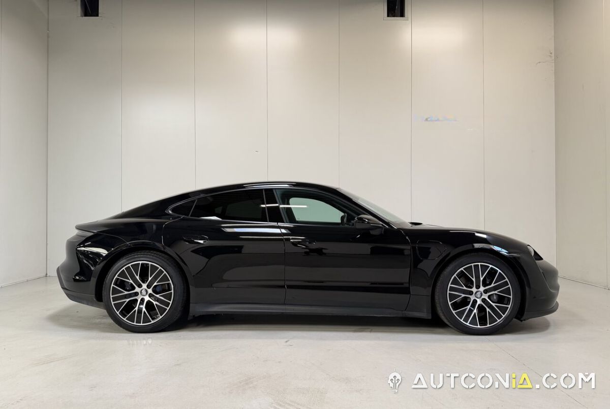 Porsche Taycan — foto 11