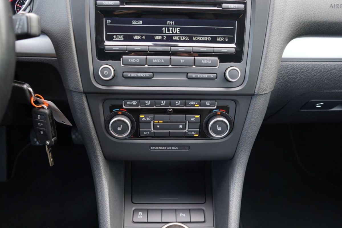 Volkswagen Golf — foto 19