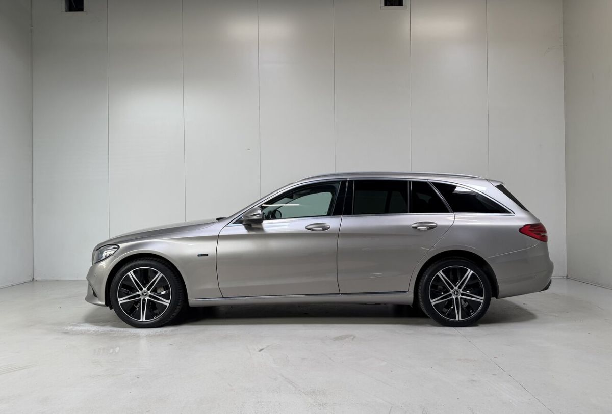 Mercedes-Benz C-300 — foto 2