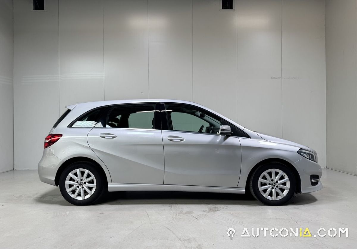 Mercedes-Benz B-180 — foto 12