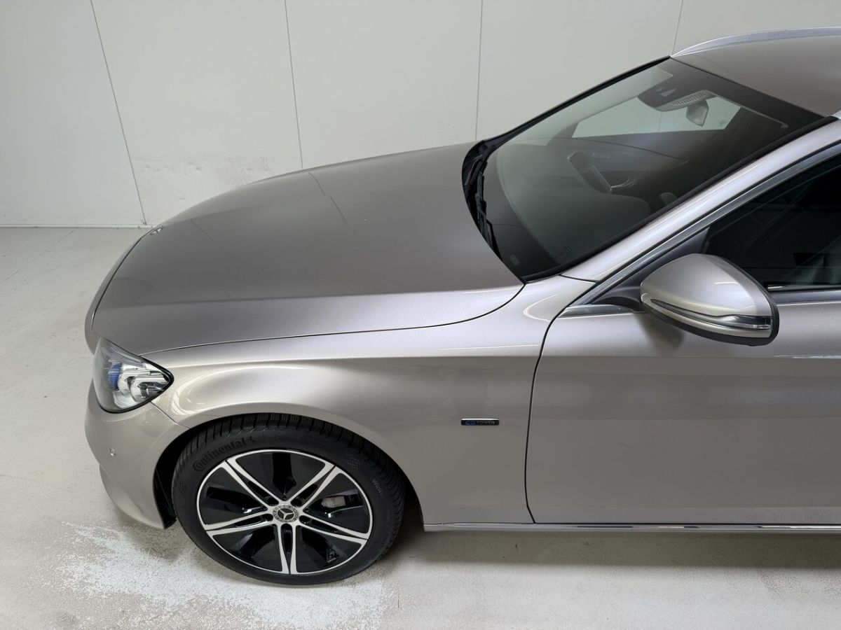 Mercedes-Benz C-300 — foto 5