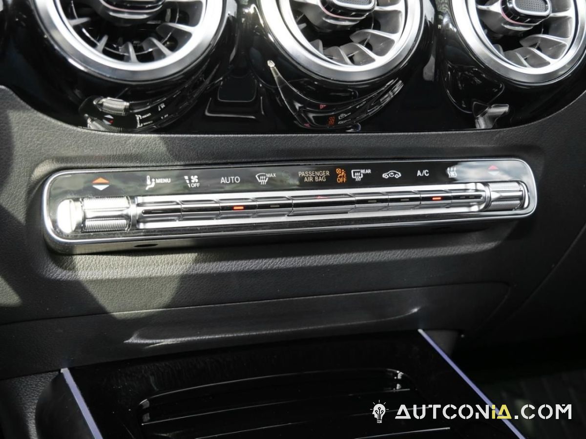 Mercedes-Benz EQA — foto 18
