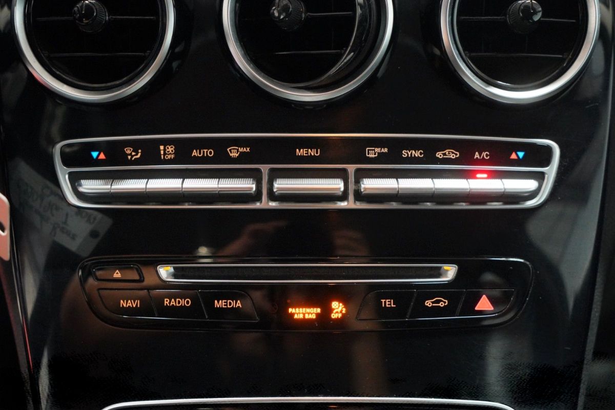Mercedes-Benz C 220 — foto 20
