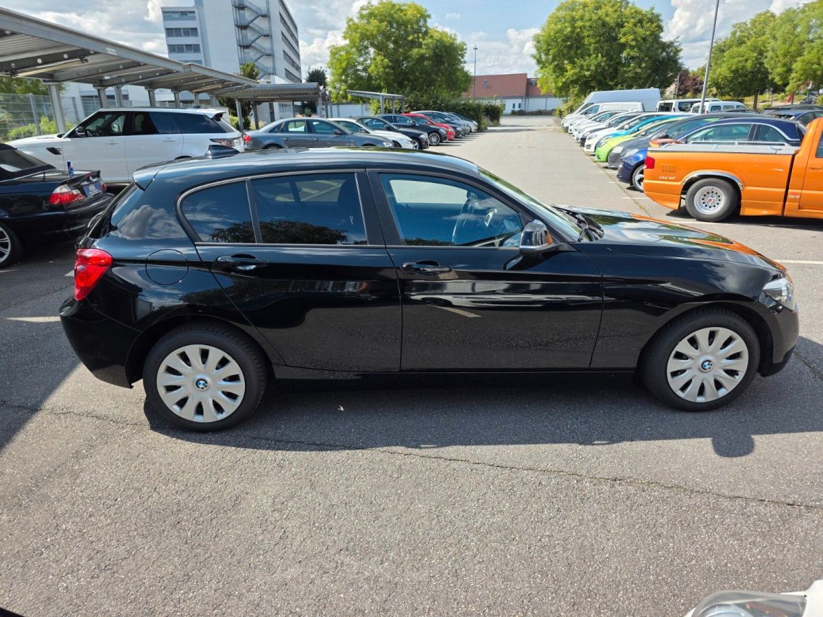 BMW 114 — foto 4