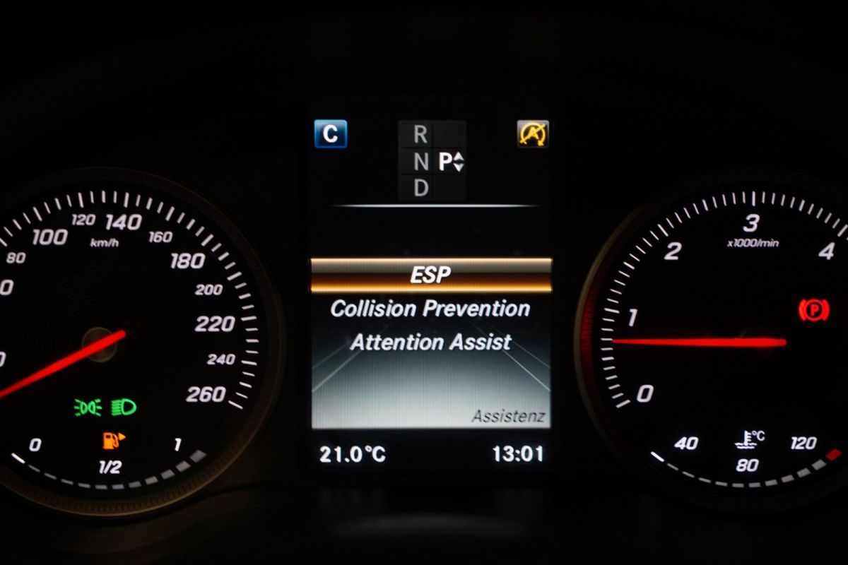Mercedes-Benz C 220 — foto 26