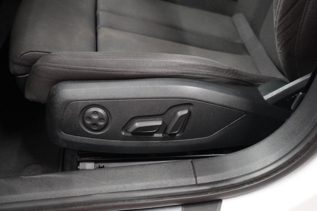 Audi A4 — foto 17