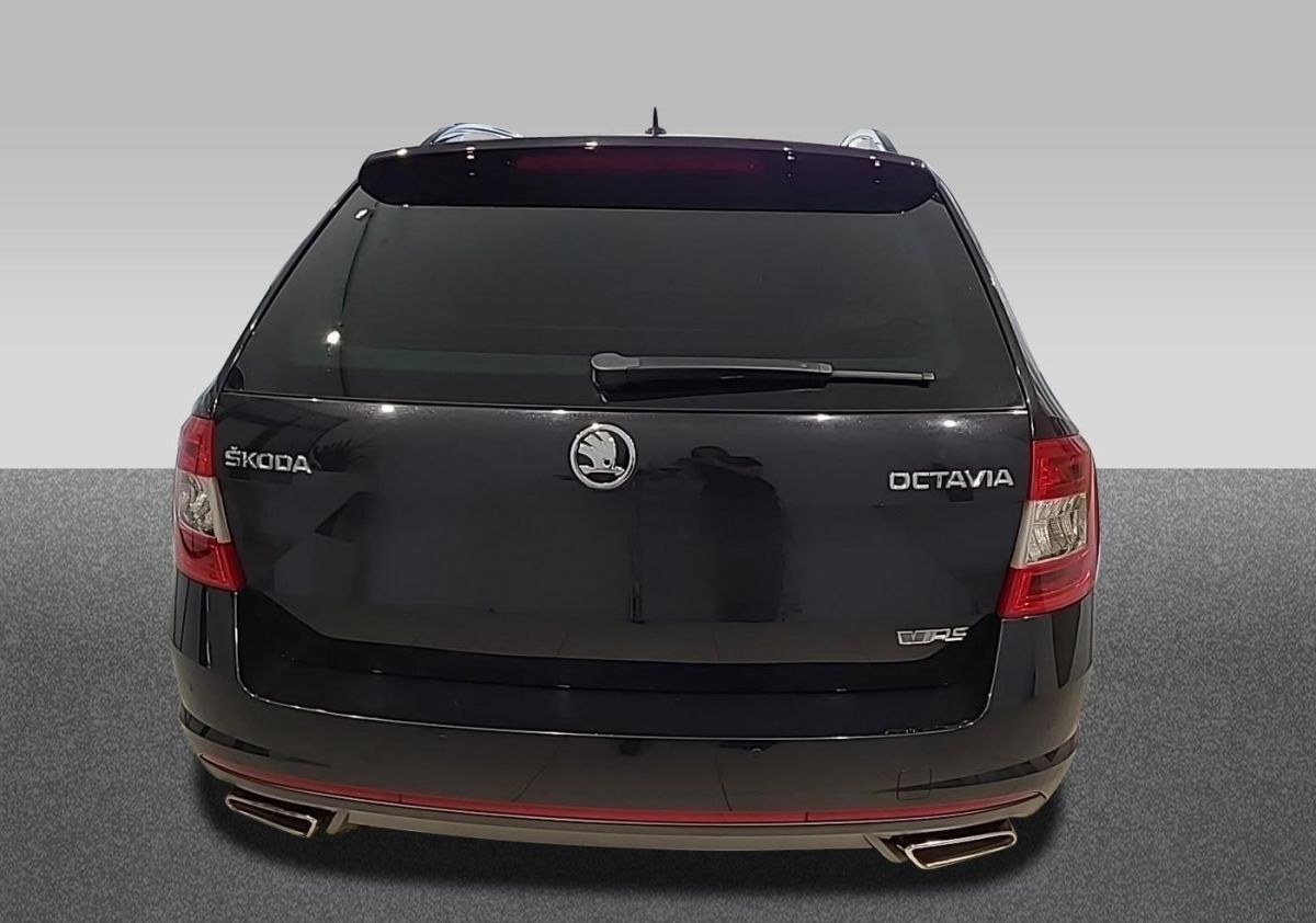 Skoda Octavia — foto 5