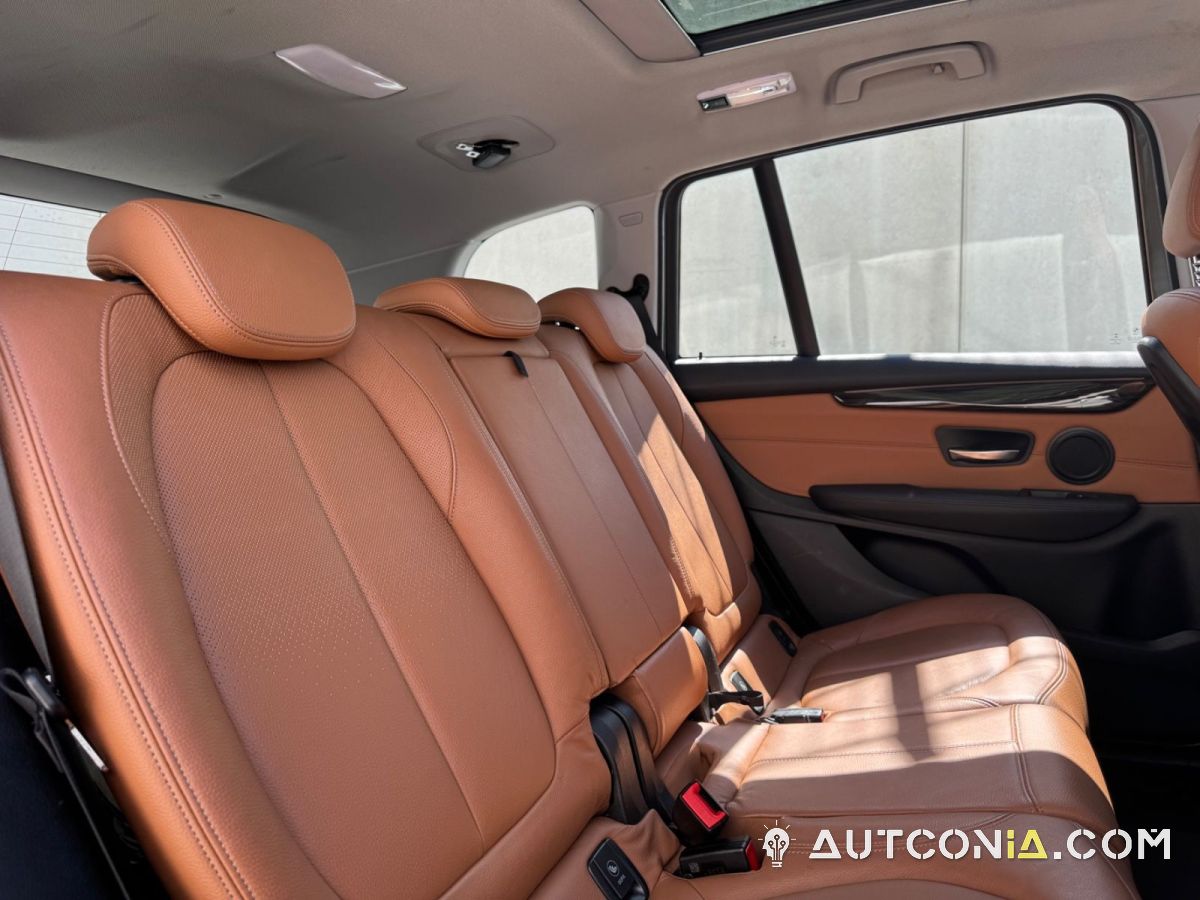 BMW 218 Gran Tourer — foto 17