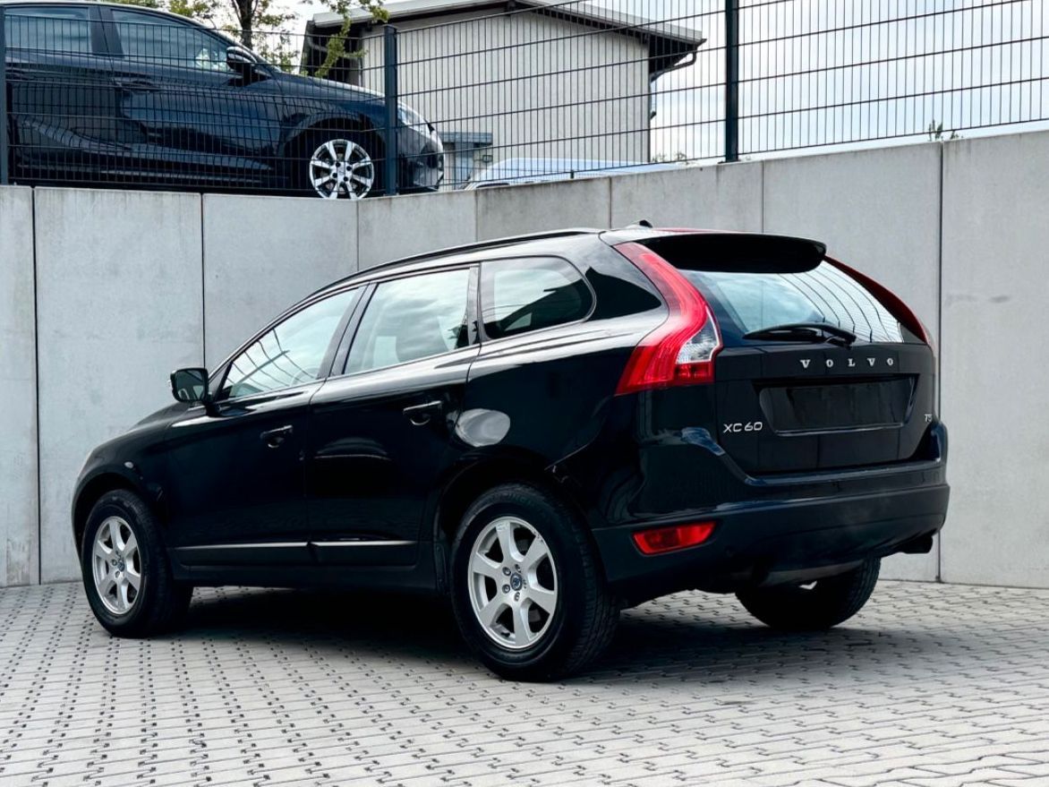 Volvo XC60 — foto 3