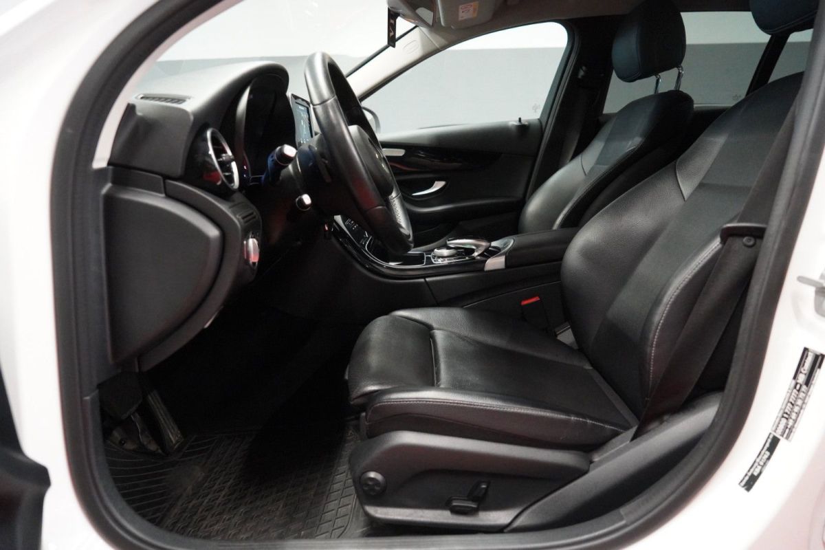 Mercedes-Benz C 220 — foto 14